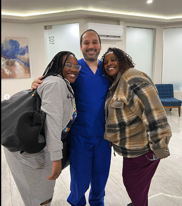 Image showcasing the transformative effects of bariatric surgery in Tijuana at JL Prado Surgical Center