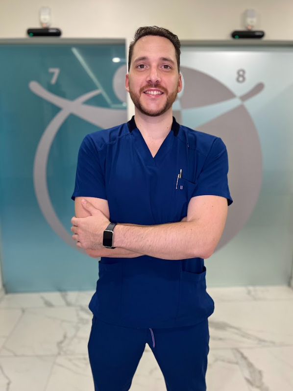 Dr. David Barney Briseño