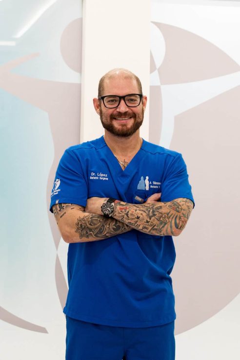 Photograph of the dedicated medical professionals at JL Prado Surgical Center who are experts in weight loss and plastic surgery
